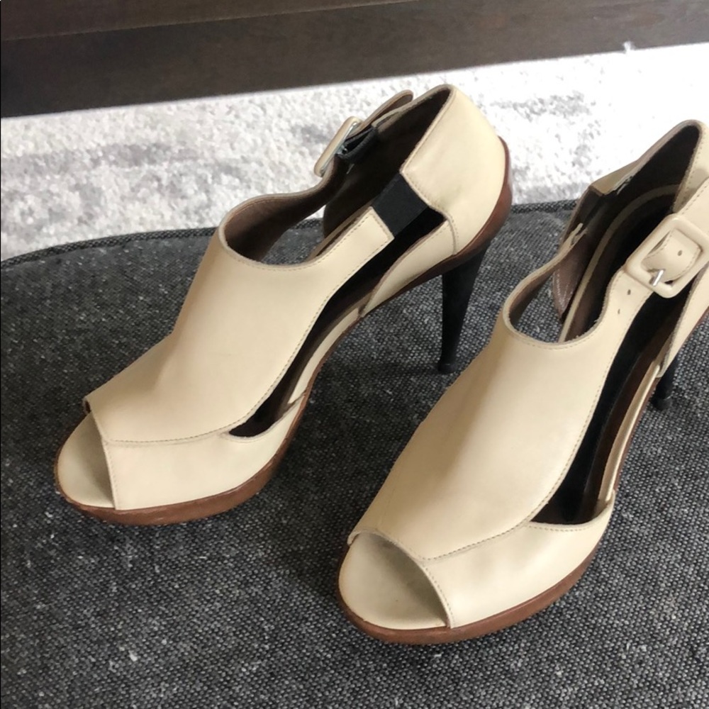 Marni platform skinny heels.  Size 38